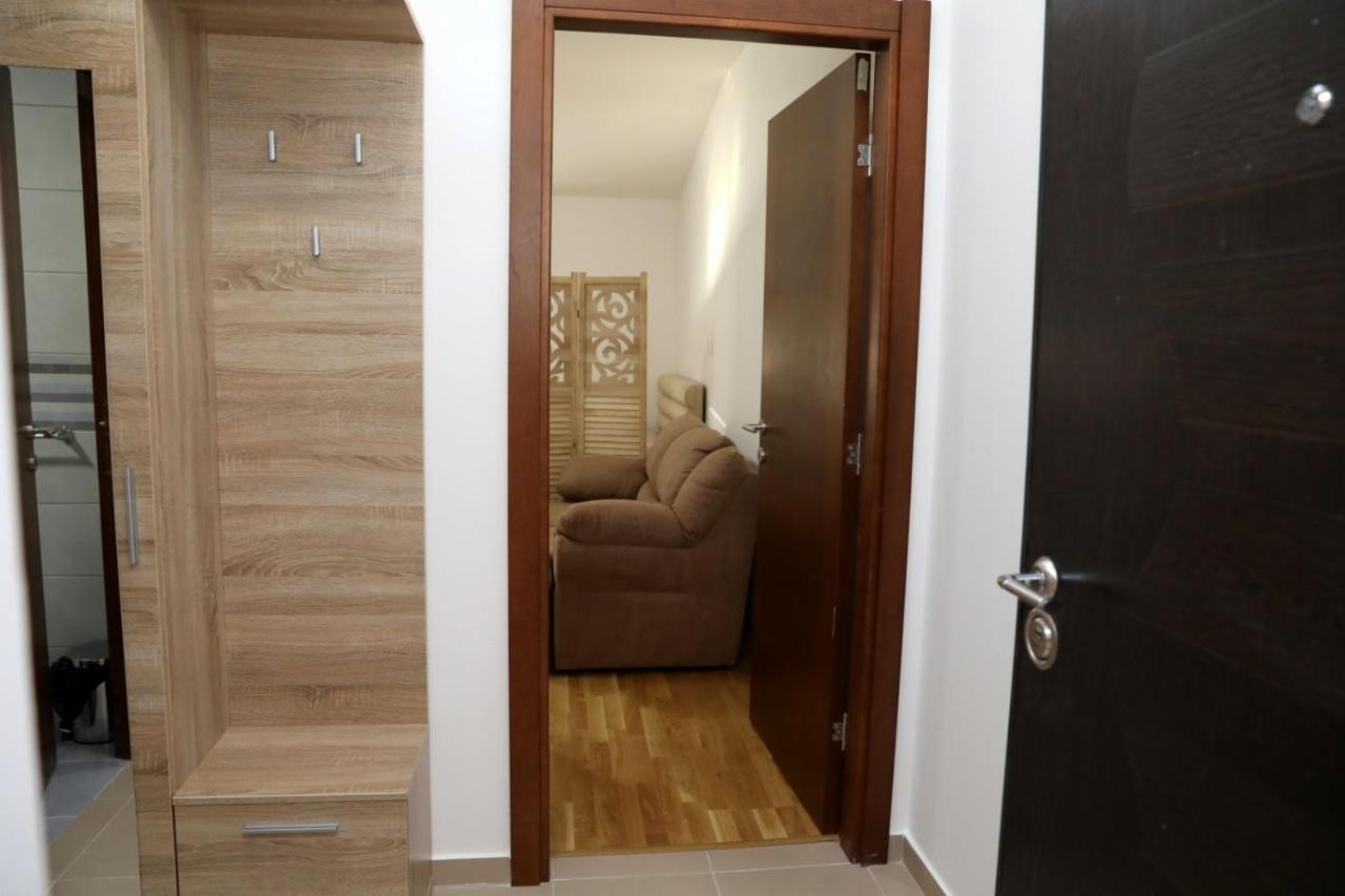 Appartement Apartman Frida à Nikšić Extérieur photo