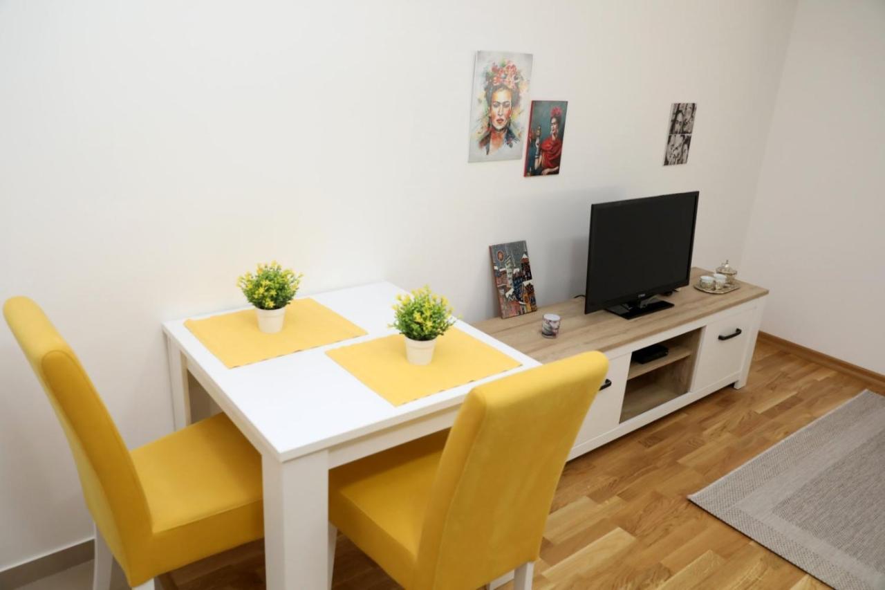 Appartement Apartman Frida à Nikšić Extérieur photo