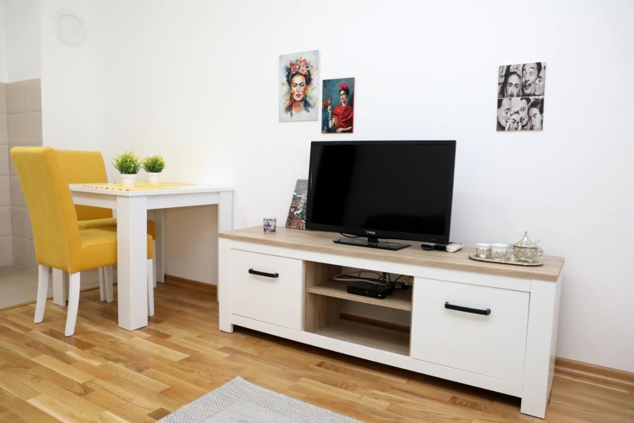 Appartement Apartman Frida à Nikšić Extérieur photo